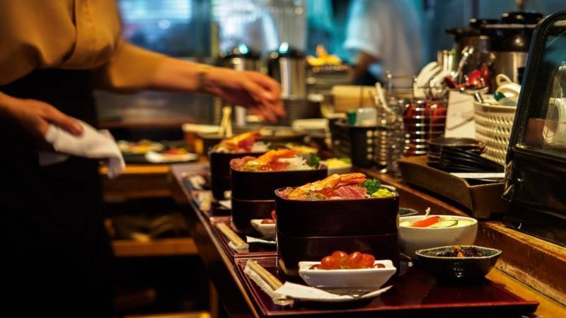 餐饮加盟的核心在于产品品质和口味。以下是从产品角度辨别靠谱品牌的要点：